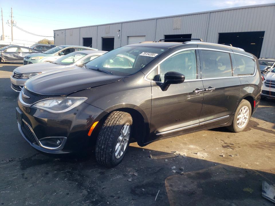 76154385 :رقم المزاد ، 2C4RC1BG5LR157645 vin ، 2020 Chrysler Pacifica مزاد بيع