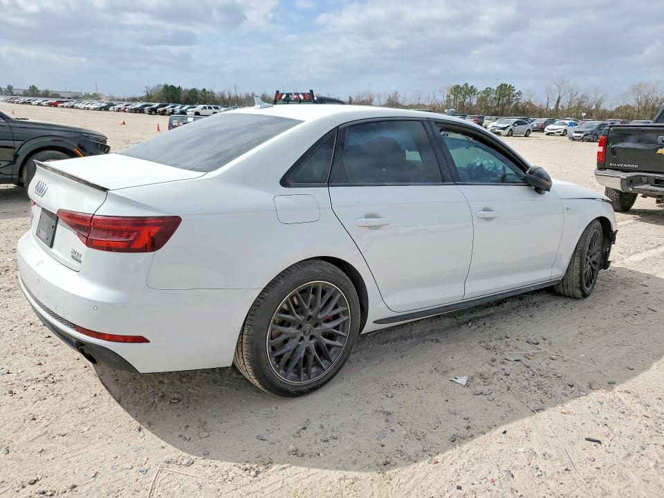 Продаж на аукціоні авто 2018 Audi A4, vin: WAUENAF44JA055499, номер лоту: 78686445