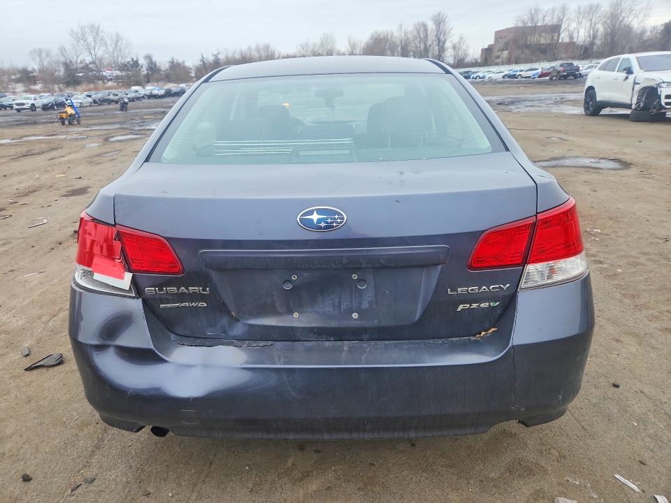 2014 Subaru Legacy მანქანა იყიდება აუქციონზე, vin: 4S3BMBA64E3027560, აუქციონის ნომერი: 77513065