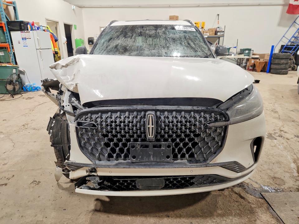 Продажа на аукционе авто 2025 Lincoln Aviator, vin: 5LM5J7XC8SGL16079, номер лота: 76136015