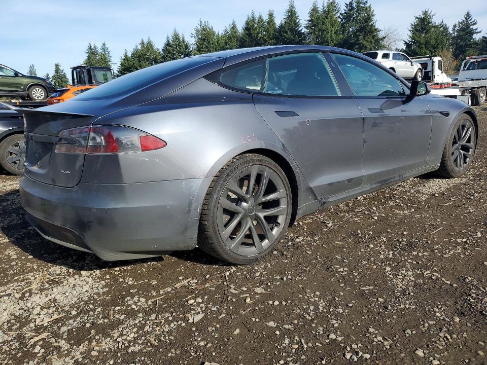 75874885 :رقم المزاد ، 5YJSA1E6XMF433695 vin ، 2021 Tesla Model S مزاد بيع