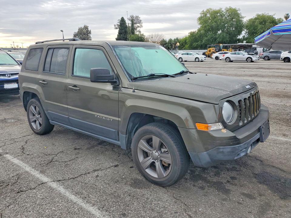 78165645 :رقم المزاد ، 1C4NJRFBXFD356795 vin ، 2015 Jeep Patriot مزاد بيع