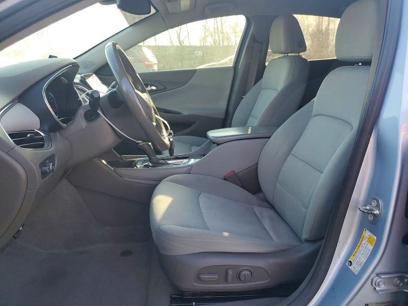 77125325 :رقم المزاد ، 1G1ZD5STXJF202741 vin ، 2018 Chevrolet Malibu مزاد بيع