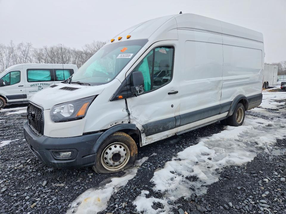 76262055 :رقم المزاد ، 1FTBF4XG9MKA89790 vin ، 2021 Ford Transit مزاد بيع