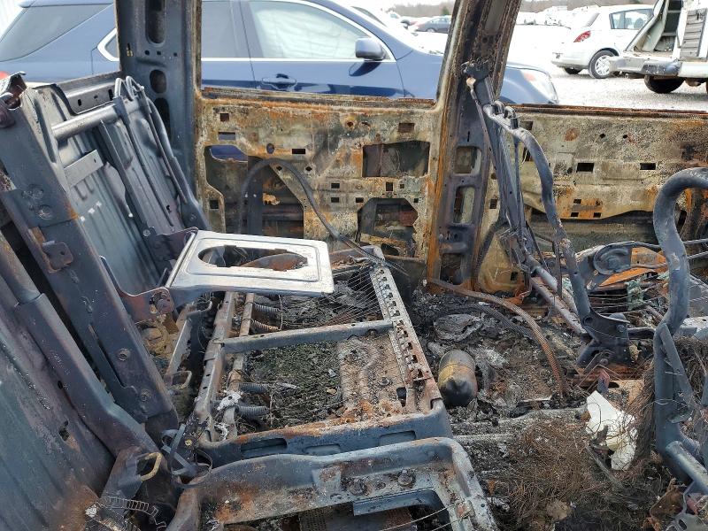 78338355 :رقم المزاد ، 2GTEK13T851390207 vin ، 2005 Gmc New Sierra مزاد بيع