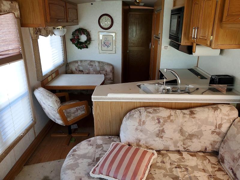 Продажа на аукционе авто 1996 Chevrolet Motorhome Chassis, vin: 1GBLP37N3S3319877, номер лота: 79215035