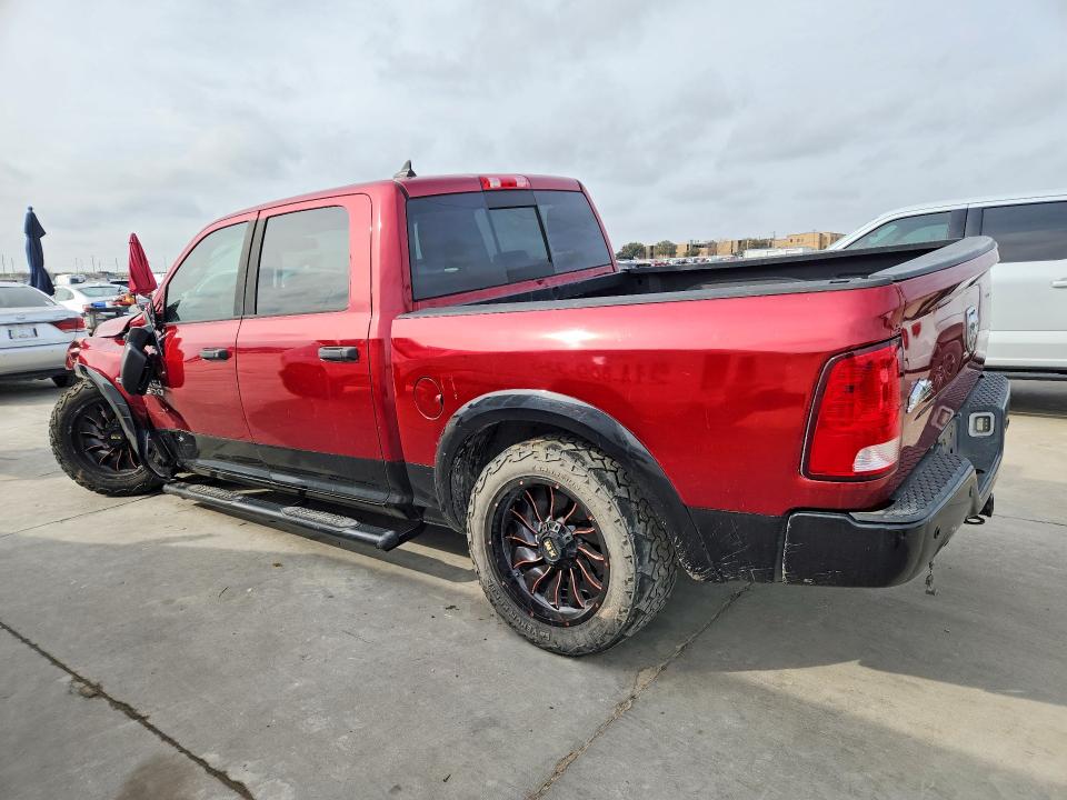 77883995 :رقم المزاد ، 1C6RR6LT5FS692301 vin ، 2015 Ram 1500 مزاد بيع