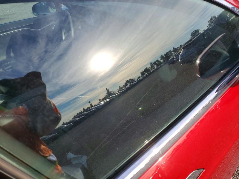 78358555 :رقم المزاد ، 5YJSA1E28JF262664 vin ، 2018 Tesla Model S مزاد بيع