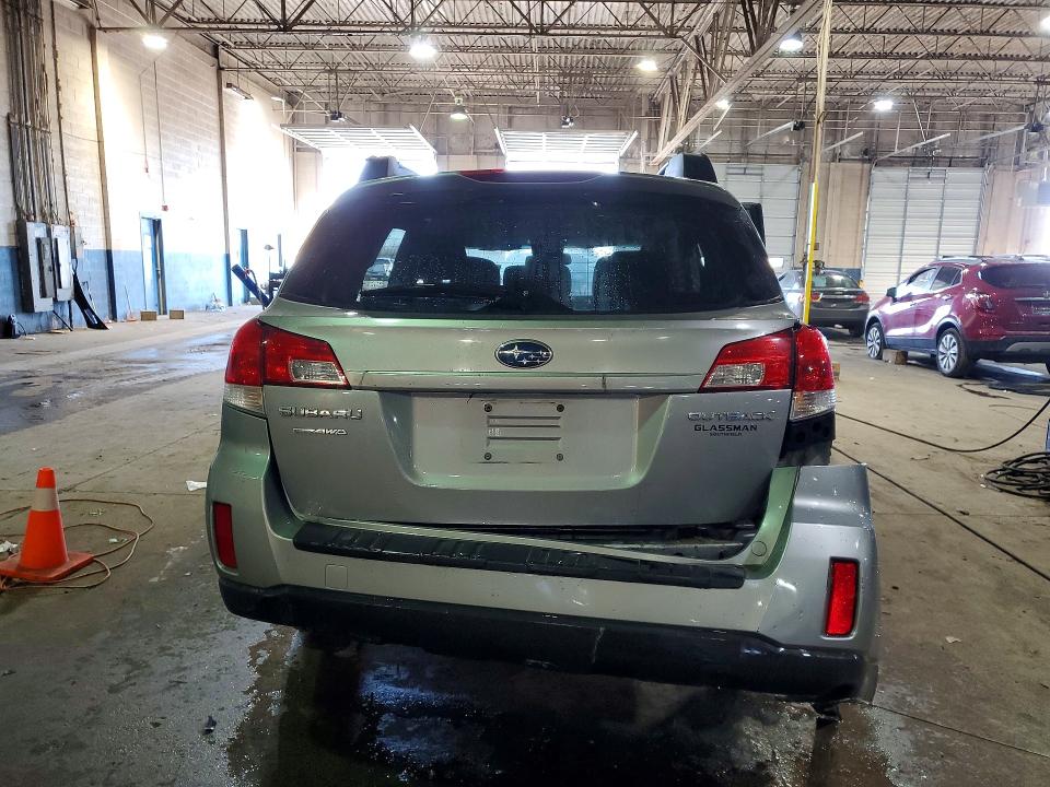 2010 Subaru Outback მანქანა იყიდება აუქციონზე, vin: 4S4BRCCC9A3360823, აუქციონის ნომერი: 78997605