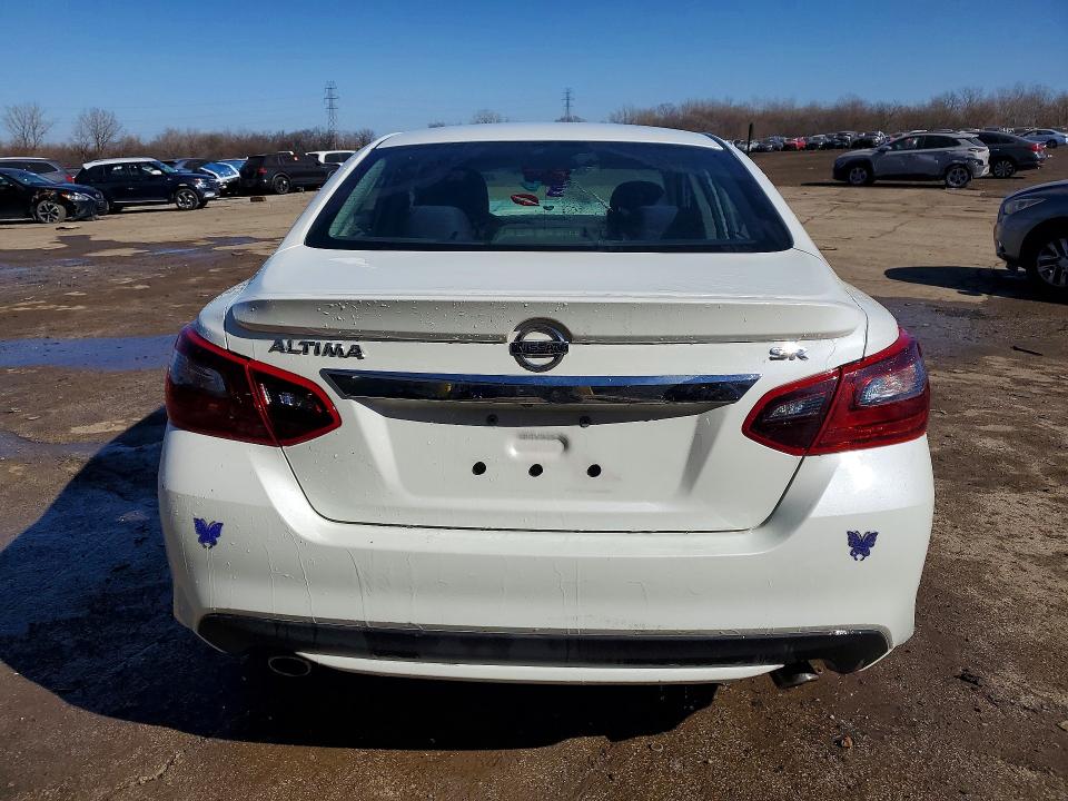 77822315 :رقم المزاد ، 1N4AL3AP5HC492890 vin ، 2017 Nissan Altima مزاد بيع