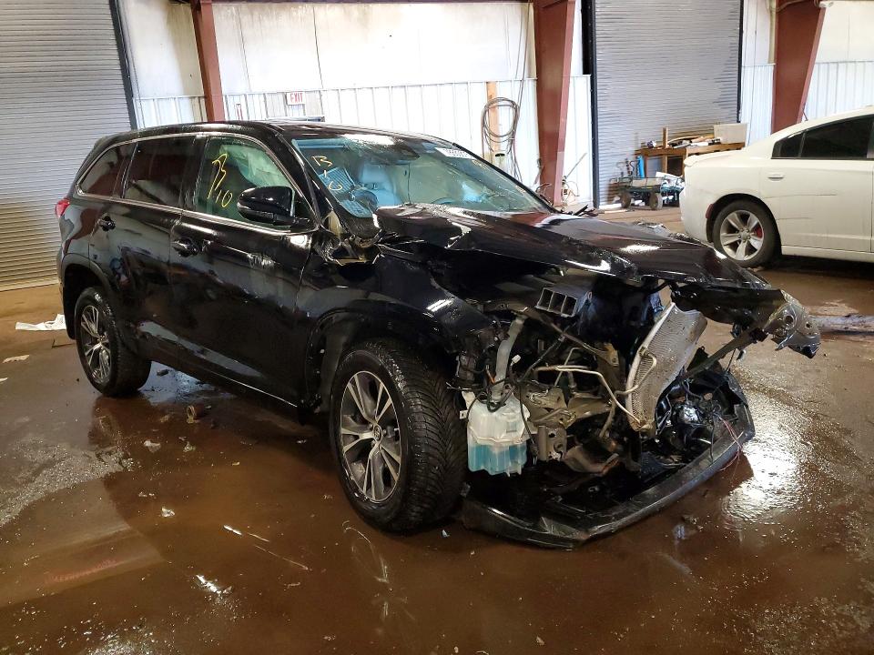 2018 Toyota Highlander მანქანა იყიდება აუქციონზე, vin: 5TDBZRFH7JS880998, აუქციონის ნომერი: 78650675