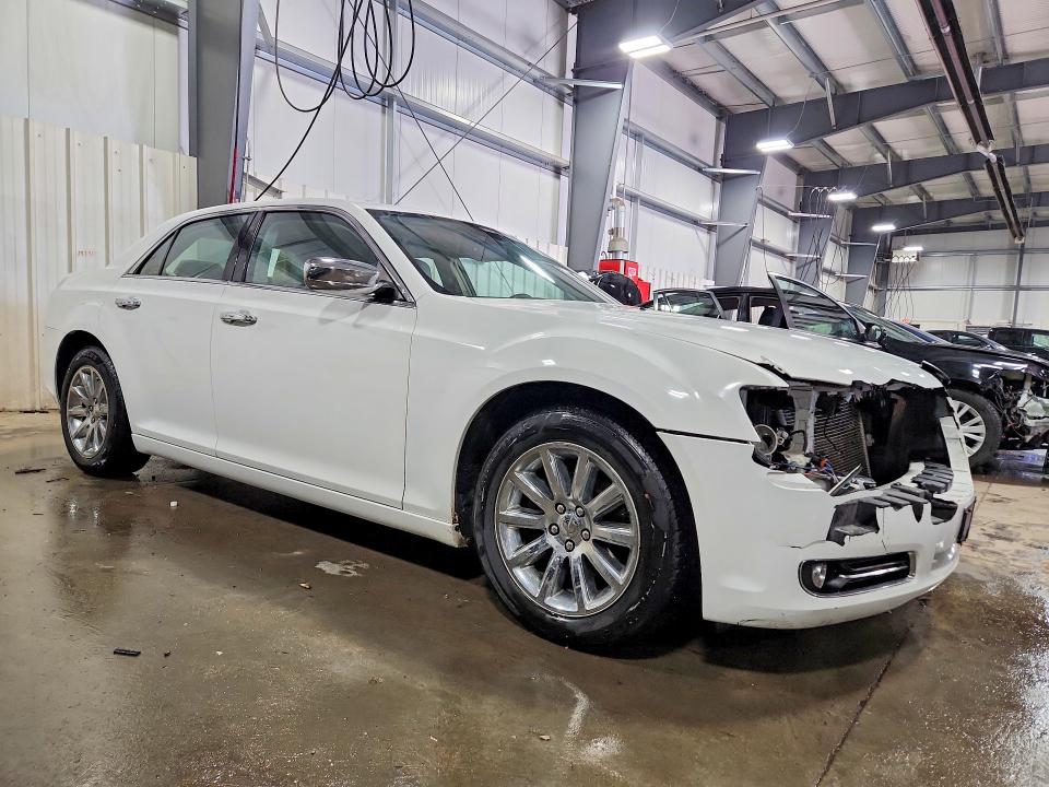 76465995 :رقم المزاد ، 2C3CA5CG7BH595402 vin ، 2011 Chrysler 300 مزاد بيع