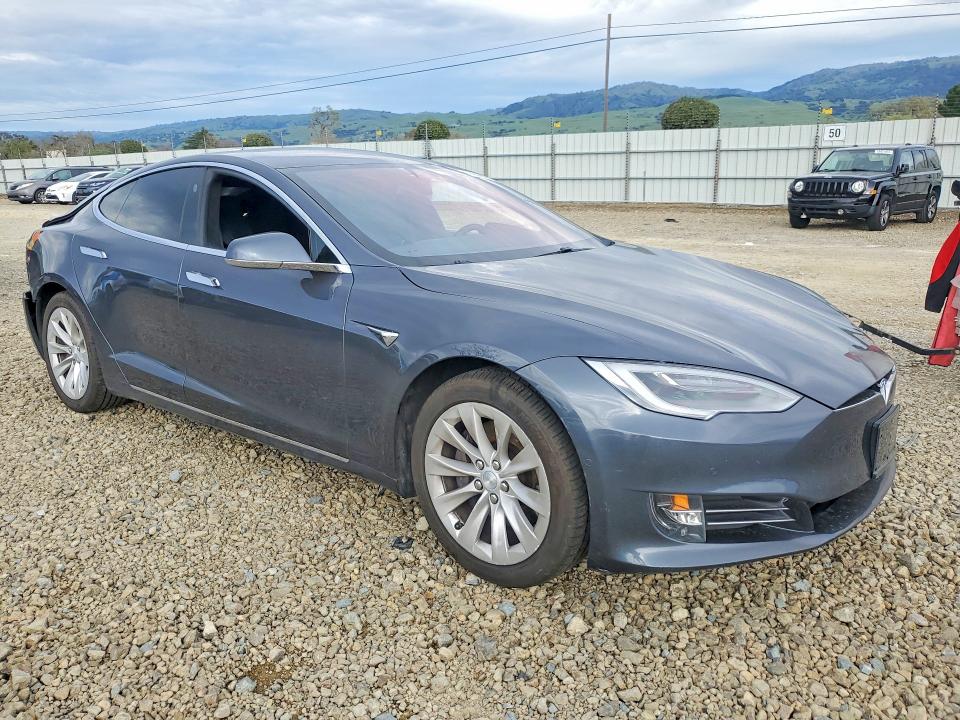 Aukcja sprzedaży 2017 Tesla Model S, vin: 5YJSA1E10HF175438, numer aukcji: 78839825