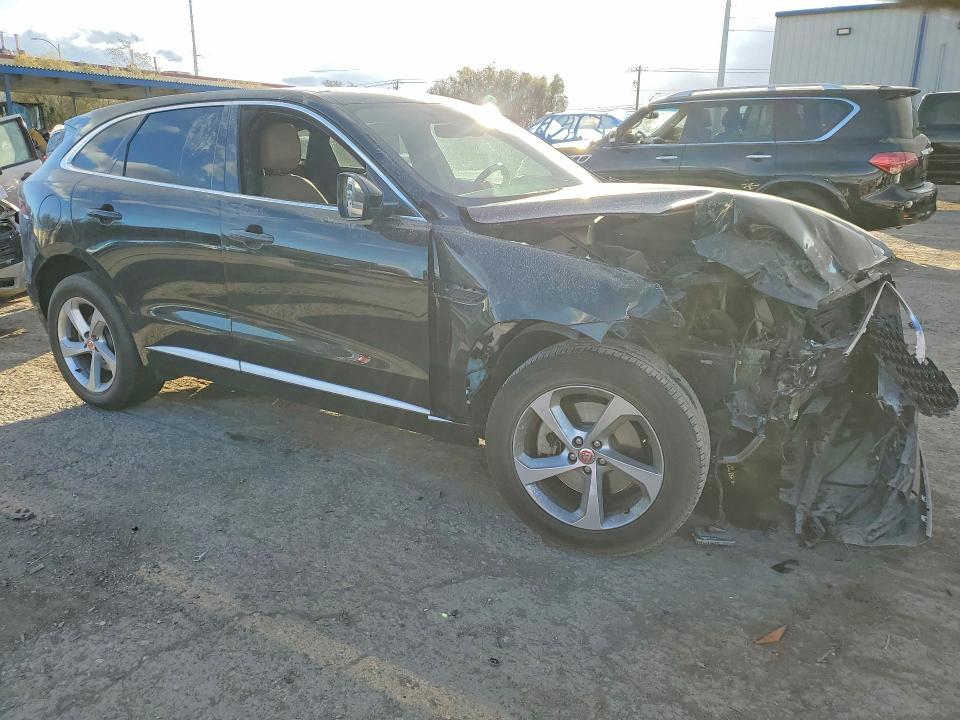 Продажа на аукционе авто 2023 Jaguar F-pace, vin: SADCJ2EX0PA707104, номер лота: 46917816
