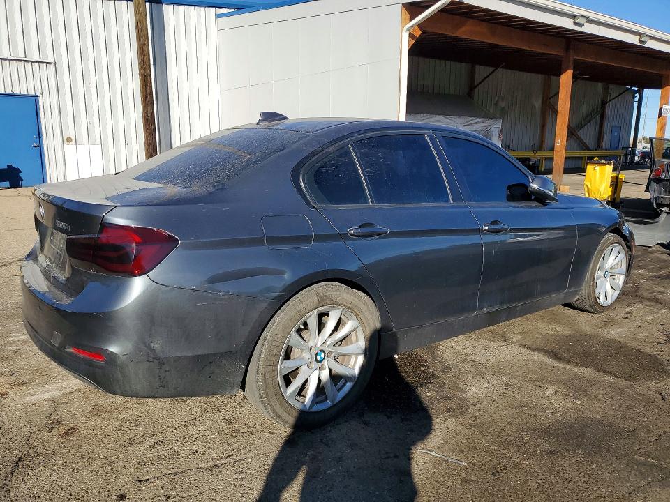 Продаж на аукціоні авто 2018 Bmw 320, vin: WBA8E5G56JNU45900, номер лоту: 76206215