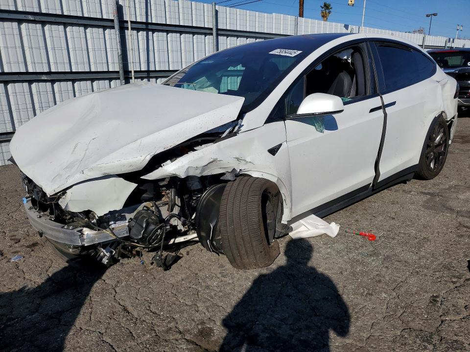 Auction sale of the 2023 Tesla Model X, vin: 7SAXCAE54PF379941, lot number: 75854445
