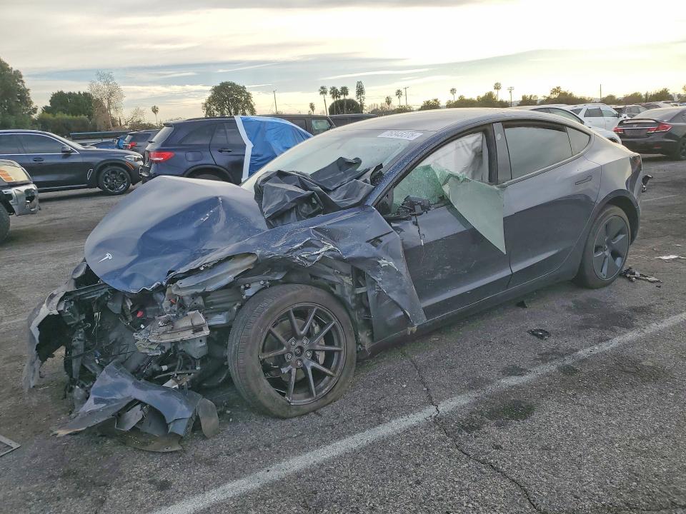 Auction sale of the 2022 Tesla Model 3, vin: 5YJ3E1EB4NF314239, lot number: 76345275