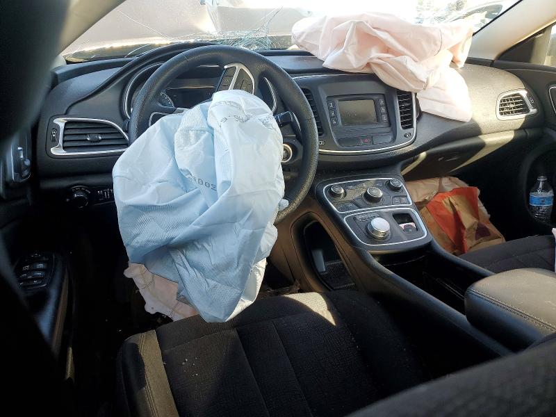 Aukcja sprzedaży 2015 Chrysler 200, vin: 1C3CCCAB1FN577738, numer aukcji: 79303555
