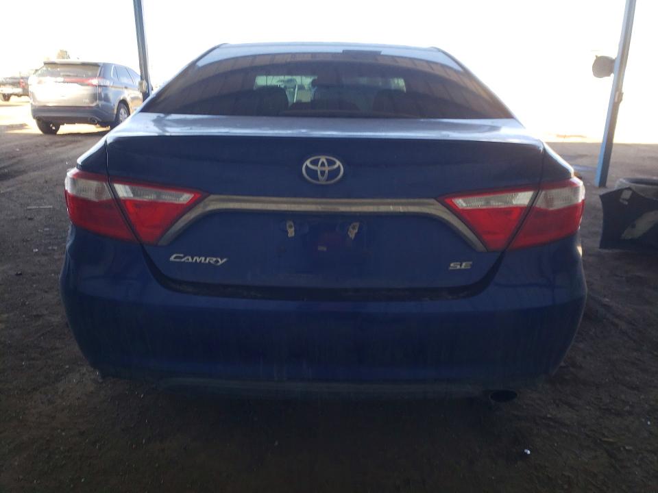 76736045 :رقم المزاد ، 4T1BF1FK9GU600410 vin ، 2016 Toyota Camry مزاد بيع