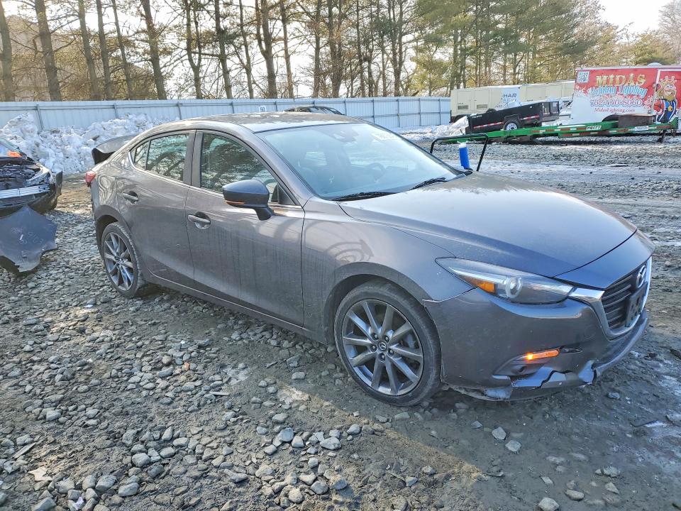 2018 Mazda 3 მანქანა იყიდება აუქციონზე, vin: 3MZBN1W30JM258290, აუქციონის ნომერი: 76673645