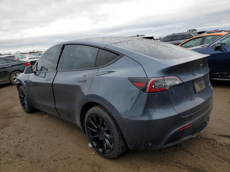 77681225 :رقم المزاد ، 5YJYGDEE2LF034795 vin ، 2020 Tesla Model Y مزاد بيع
