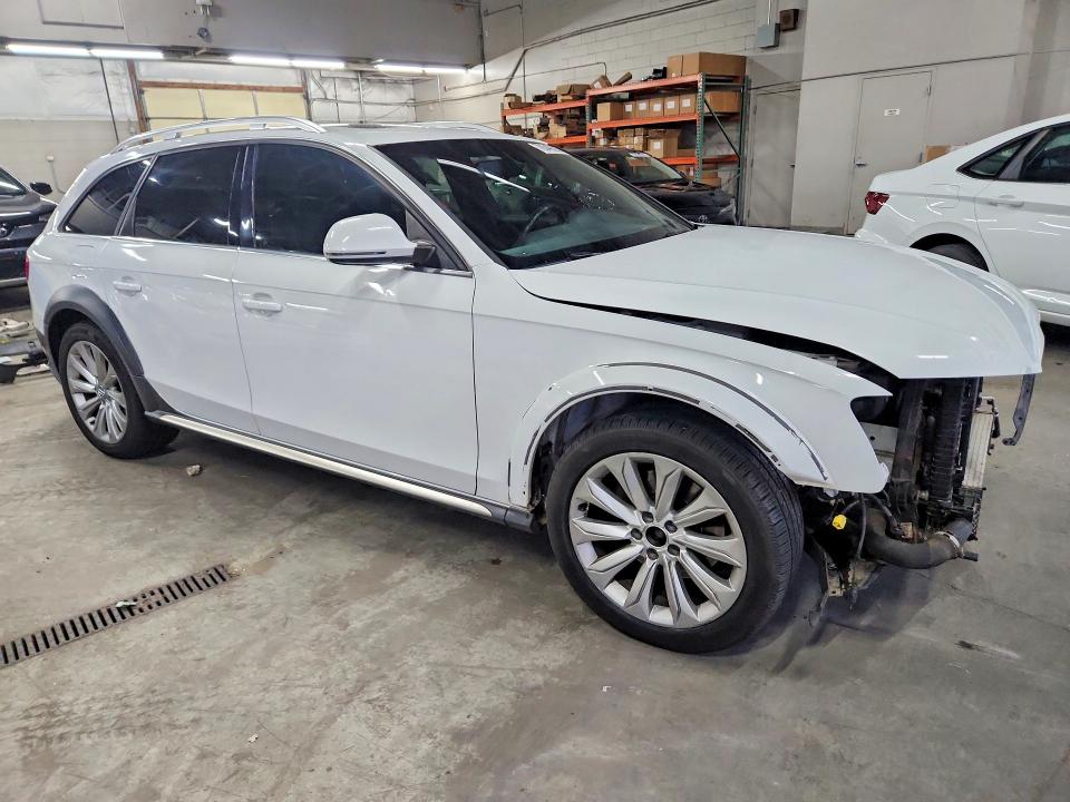 Продаж на аукціоні авто 2016 Audi A4 Allroad, vin: WA1UFAFL6GA017052, номер лоту: 78548555
