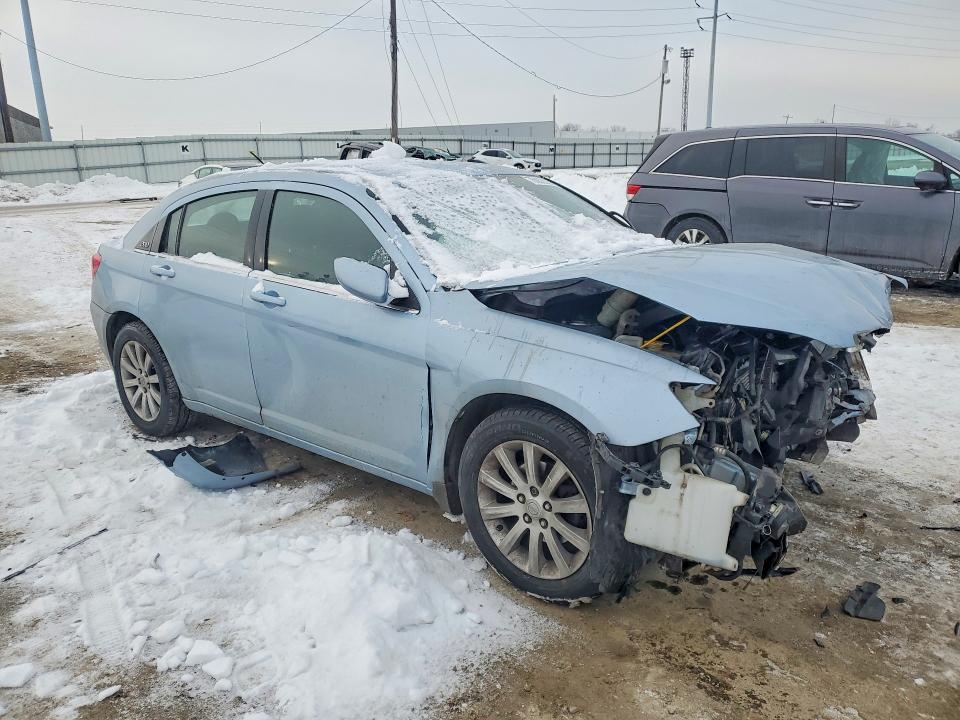 Продаж на аукціоні авто 2013 Chrysler 200, vin: 1C3CCBBB2DN684982, номер лоту: 76003525