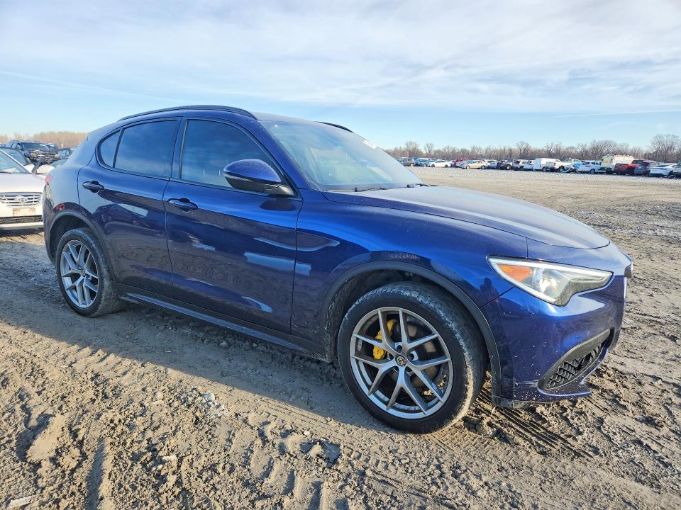 Aukcja sprzedaży 2018 Alfa Romeo Stelvio, vin: ZASFAKNN6J7B72315, numer aukcji: 76648475