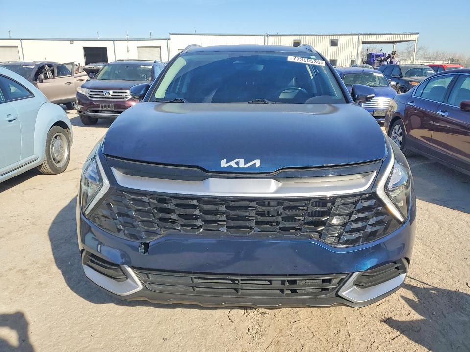 Продажа на аукционе авто 2023 Kia Sportage, vin: KNDPVCAG5P7063495, номер лота: 77300535