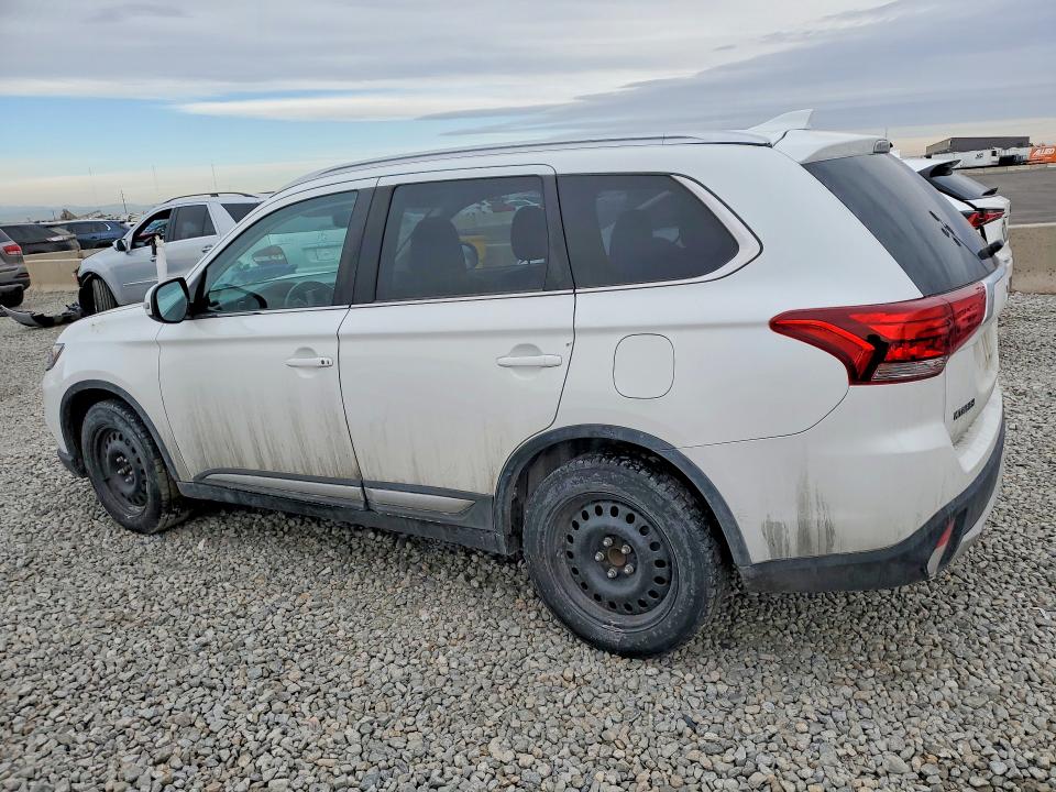 Продаж на аукціоні авто 2017 Mitsubishi Outlander, vin: JA4AD3A38HZ038550, номер лоту: 75207335
