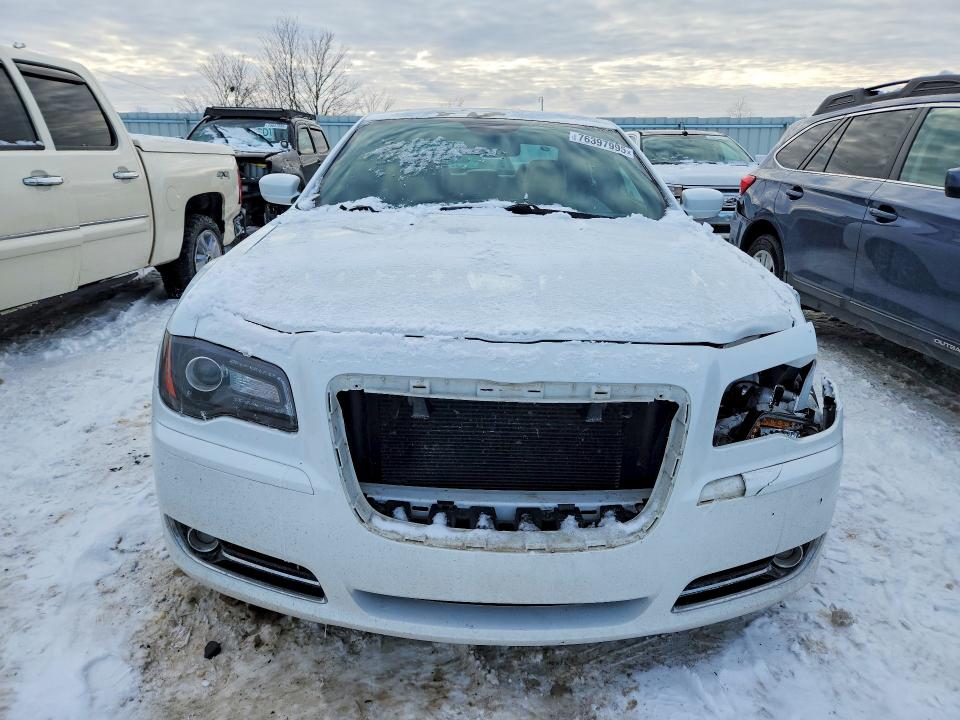 Продажа на аукционе авто 2014 Chrysler 300, vin: 2C3CCABG9EH303807, номер лота: 76397995