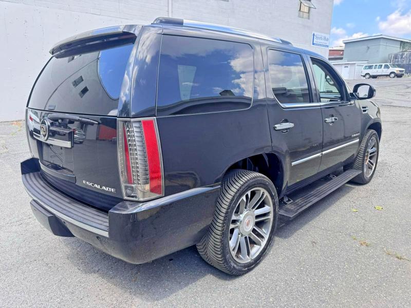 Продажа на аукционе авто 2012 Cadillac Escalade P, vin: 1GYS4CEF7CR220872, номер лота: 77346255
