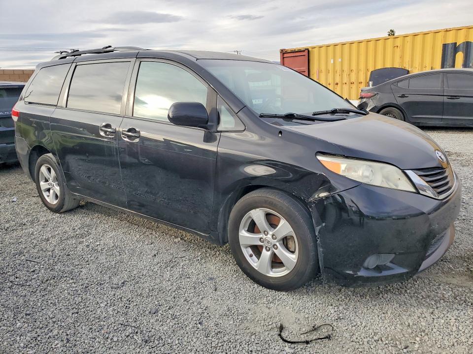 Aukcja sprzedaży 2013 Toyota Sienna, vin: 5TDKK3DC7DS292354, numer aukcji: 75960865