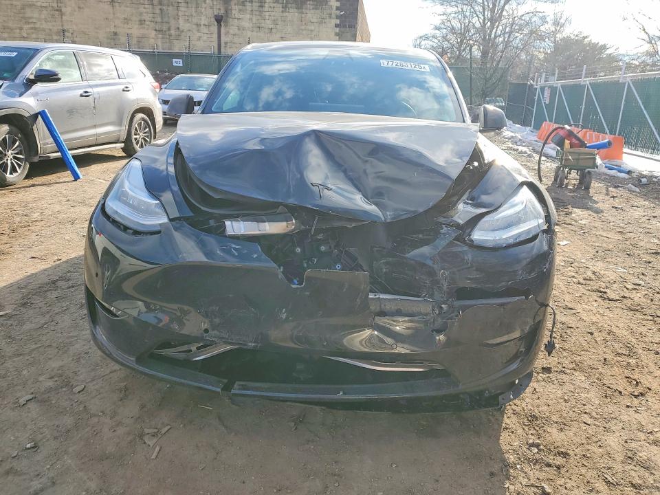 Продаж на аукціоні авто 2022 Tesla Model Y, vin: 7SAYGDEE4NA006791, номер лоту: 77283125