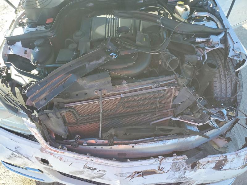 Продажа на аукционе авто 2013 Mercedes-benz C, vin: WDDGF4HB9DR272502, номер лота: 76284445
