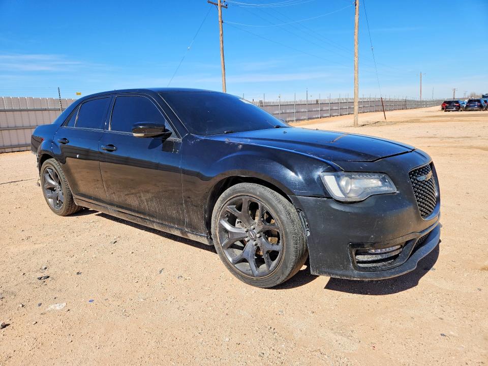 2021 Chrysler 300 მანქანა იყიდება აუქციონზე, vin: 2C3CCABG6MH529351, აუქციონის ნომერი: 77431485