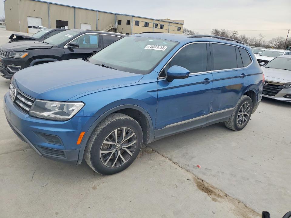 Продажа на аукционе авто 2020 Volkswagen Tiguan, vin: 3VV3B7AX3LM094633, номер лота: 76599755