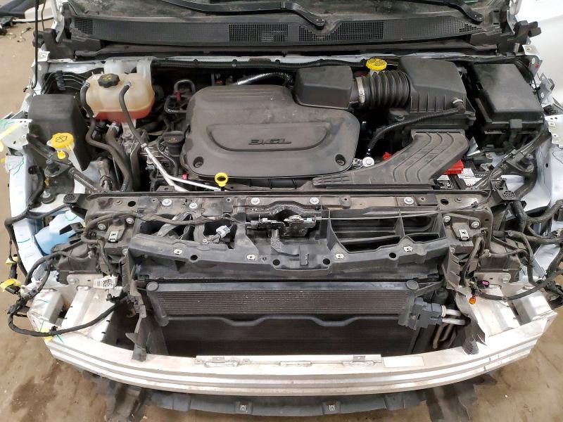 75614725 :رقم المزاد ، 2C4RC1CG7PR525084 vin ، 2023 Chrysler Voyager مزاد بيع