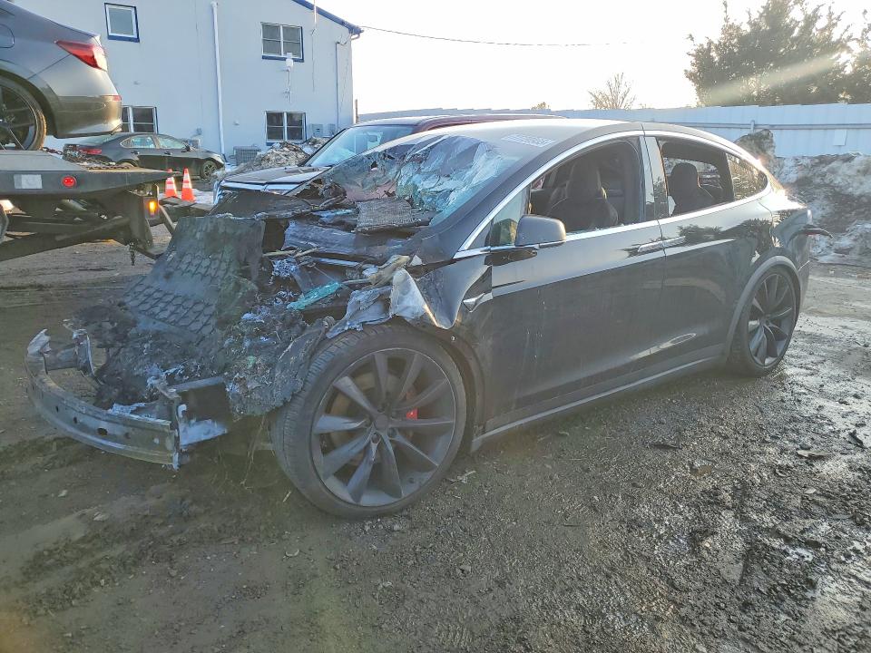 Aukcja sprzedaży 2018 Tesla Model X, vin: 5YJXCBE49JF128088, numer aukcji: 77720935