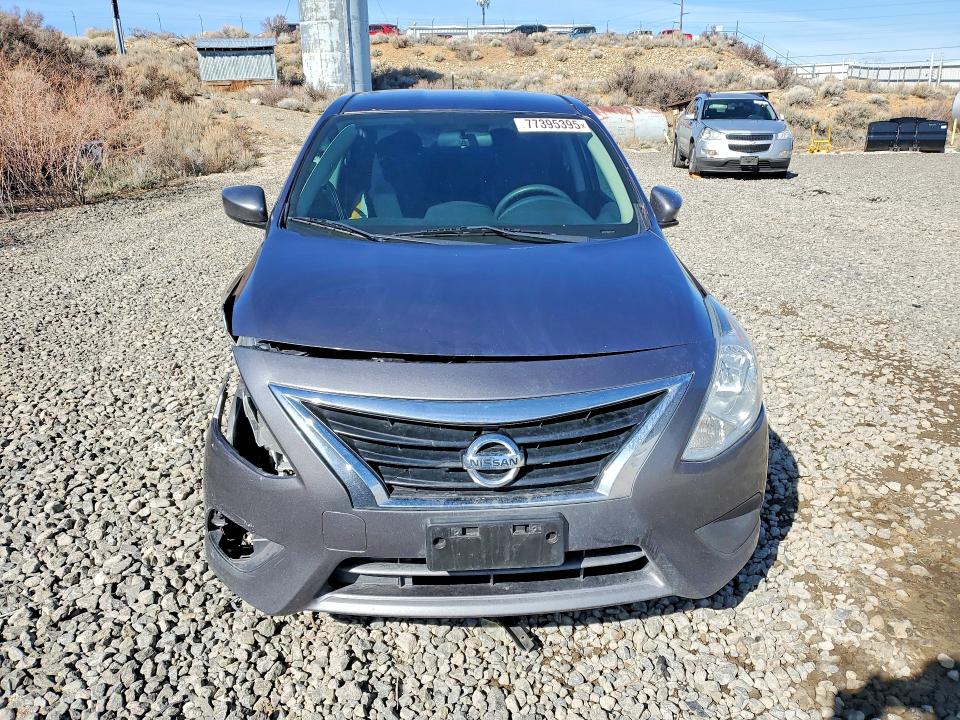 77395395 :رقم المزاد ، 3N1CN7AP4HL811157 vin ، 2017 Nissan Versa مزاد بيع