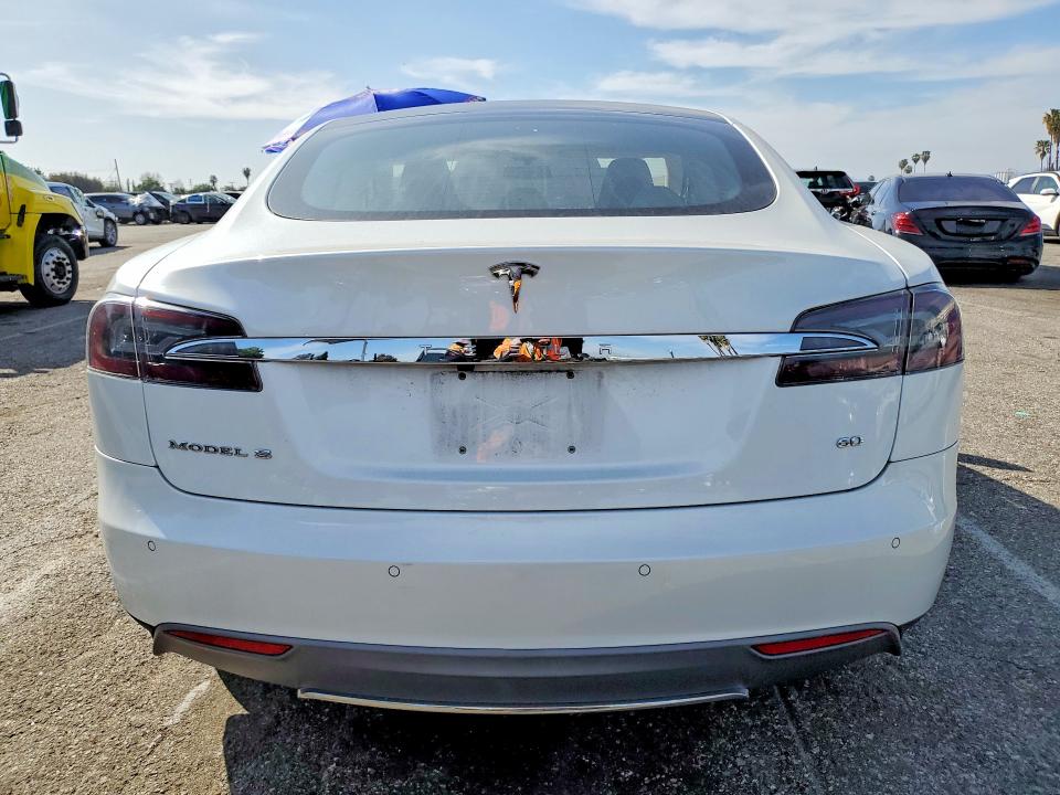Продаж на аукціоні авто 2014 Tesla Model S, vin: 5YJSA1S13EFP32407, номер лоту: 78562895