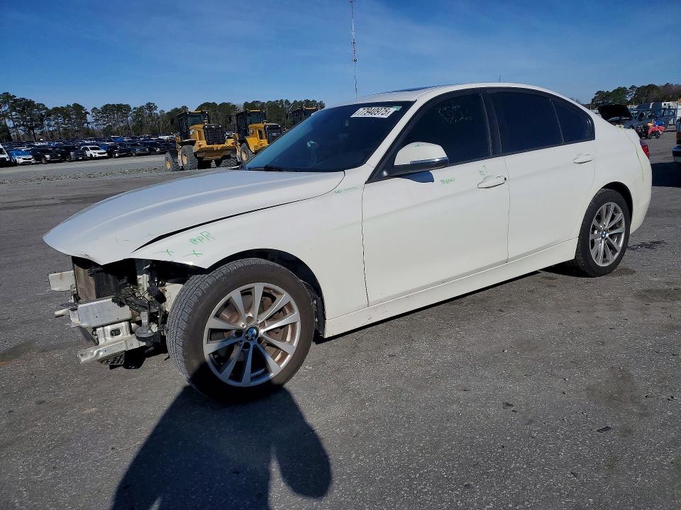 77940975 :رقم المزاد ، WBA8A3C50GK690322 vin ، 2016 Bmw 320 مزاد بيع