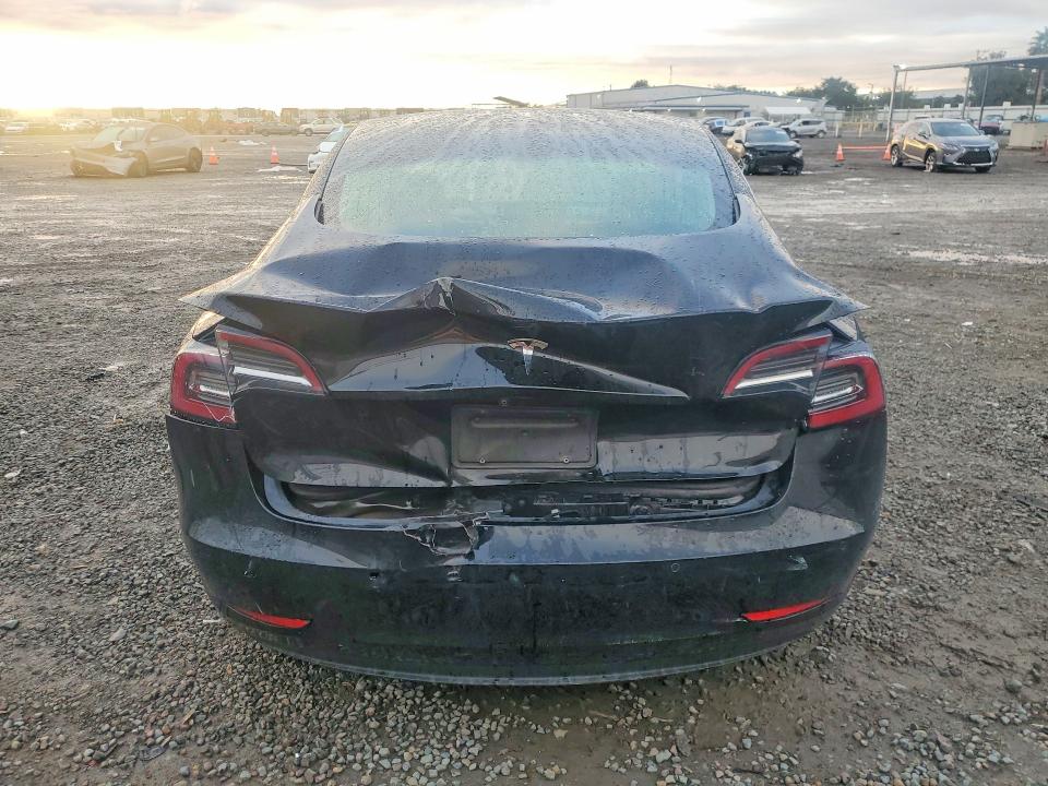 78865105 :رقم المزاد ، 5YJ3E1EA5KF397876 vin ، 2019 Tesla Model 3 مزاد بيع
