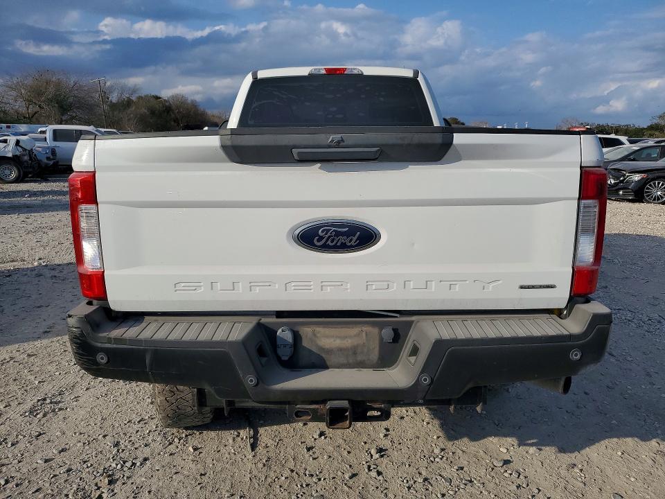 74548325 :رقم المزاد ، 1FT7X2B68KEE91673 vin ، 2019 Ford F250 مزاد بيع