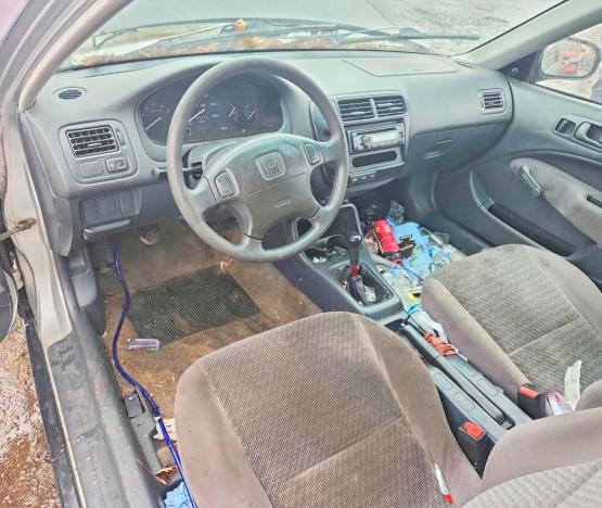 1999 Honda Civic მანქანა იყიდება აუქციონზე, vin: 2HGEJ6323XH110387, აუქციონის ნომერი: 78227945