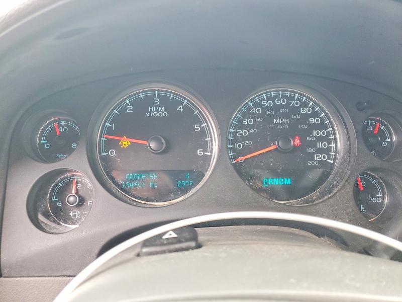 Продажа на аукционе авто 2010 Chevrolet Suburban, vin: 1GNUKKE39AR186359, номер лота: 77018925
