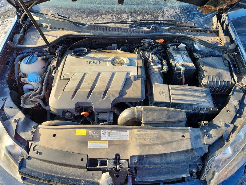 75150235 :رقم المزاد ، WVWBM7AJ9BW029428 vin ، 2011 Volkswagen Golf مزاد بيع