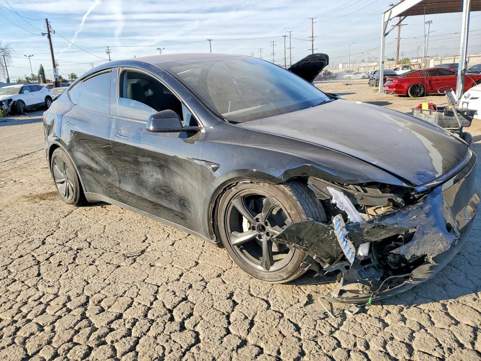 2026 Tesla Model Y მანქანა იყიდება აუქციონზე, vin: 7SAYGDED1TF389225, აუქციონის ნომერი: 79292875