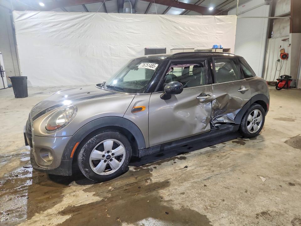 2018 Mini Cooper მანქანა იყიდება აუქციონზე, vin: WMWXU1C53J2F93083, აუქციონის ნომერი: 76751485