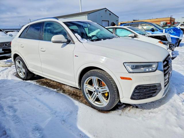 2016 Audi Q3 მანქანა იყიდება აუქციონზე, vin: WA1GFCFS7GR006076, აუქციონის ნომერი: 73037245